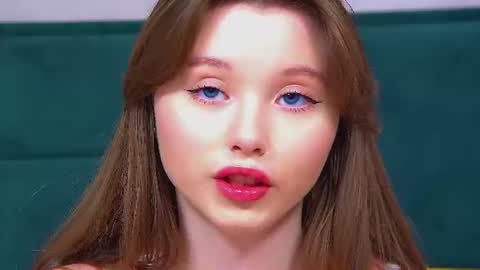 Keira online show from August 11, 12:45 am
