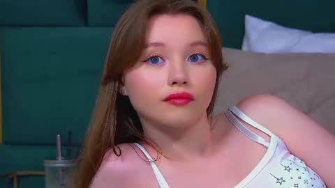 Keira online show from August 11, 1:51 am
