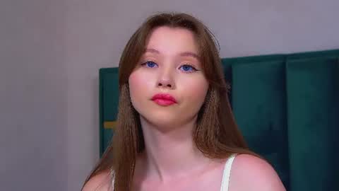 Keira online show from August 11, 2:57 am