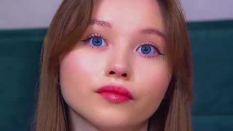 Keira online show from August 11, 5:09 am