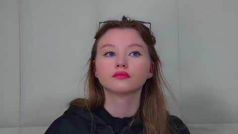 Keira online show from August 14, 4:05 am