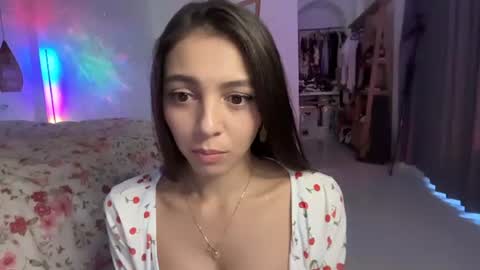 keira online show from August 5, 1:14 am