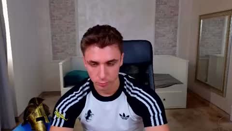 KellenWest online show from August 12, 1:46 pm