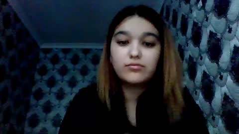 kelli_nuna_bebe online show from May 12, 1:30 am