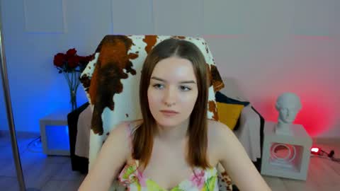 kelliebanshe online show from August 12, 6:38 am