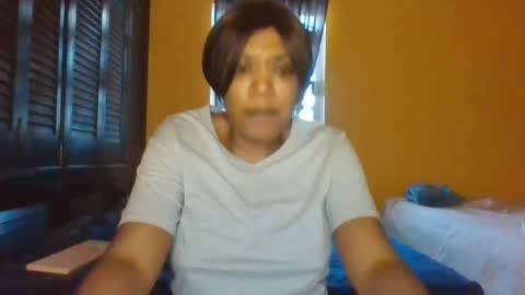 kellie online show from August 13, 5:38 pm
