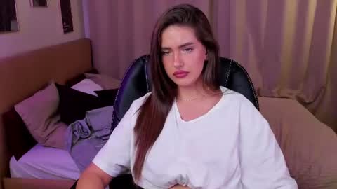 Bella online show from August 9, 5:30 am