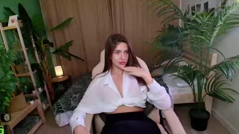 Bella online show from August 13, 12:41 pm
