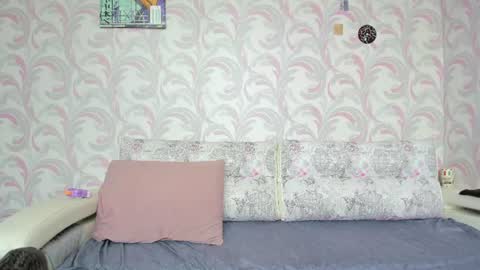 kelly_gerzikaaa online show from June 26, 6:28 am
