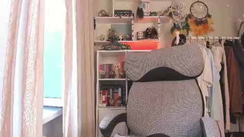 Leia online show from August 2, 6:42 am