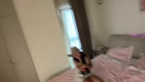 Kelly online show from August 12, 4:48 am