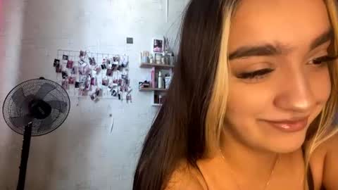 Kelly online show from August 14, 7:12 am