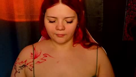 kellysweex online show from July 27, 1:49 pm