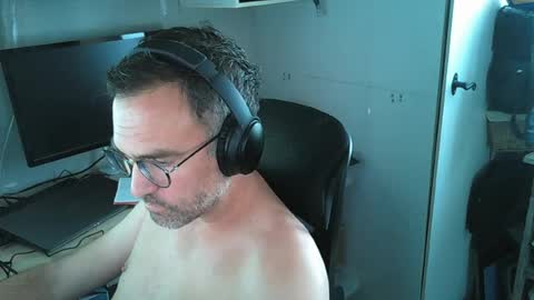 kelvin06133 online show from June 15, 12:36 pm