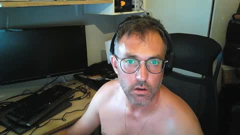 kelvin06133 online show from July 5, 10:24 pm