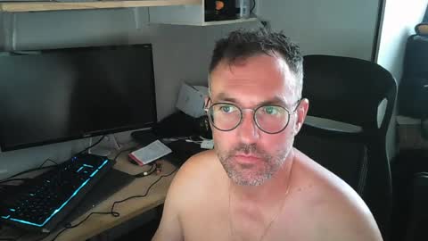 kelvin06133 online show from July 6, 12:30 pm