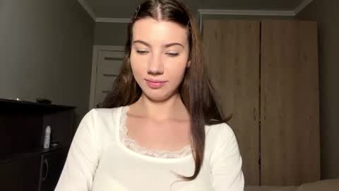 Kely Clark online show from August 17, 8:08 am
