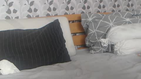 kelywild20 online show from July 5, 8:28 am