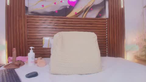 kemdall lopez online show from August 14, 10:24 pm