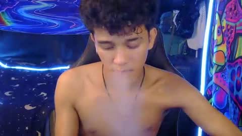 Ken online show from August 2, 10:17 pm