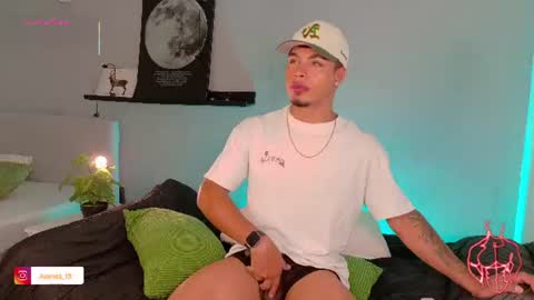   online show from August 10, 10:27 am