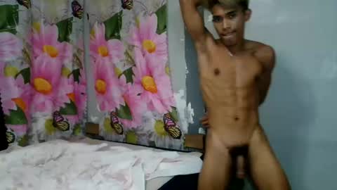 ken_minjun online show from July 20, 12:41 pm