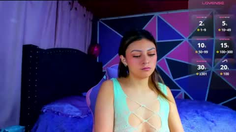 Kendarl Colins online show from August 9, 7:42 am