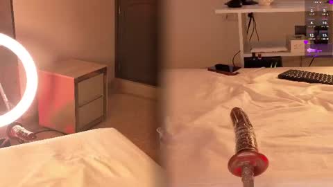 kendall online show from August 4, 4:37 pm