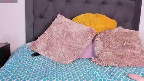 Kendall online show from July 4, 12:13 am