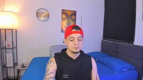 kendel_dimitri online show from July 29, 5:25 am