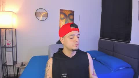 kendel_dimitri online show from July 29, 7:37 am