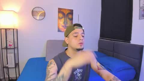 kendel_dimitri online show from August 5, 7:50 am