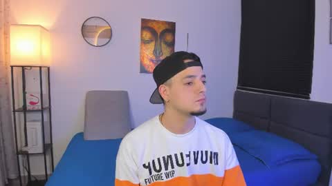 kendel_dimitri online show from August 6, 6:12 am