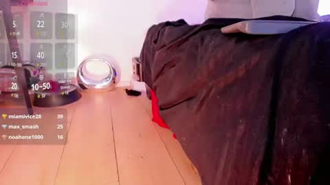 kendra_bailey online show from August 12, 9:28 pm