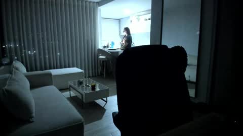 kendra online show from May 7, 11:39 pm