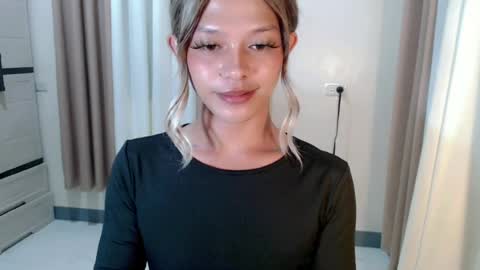 kendra_lunaxx online show from July 14, 1:14 pm