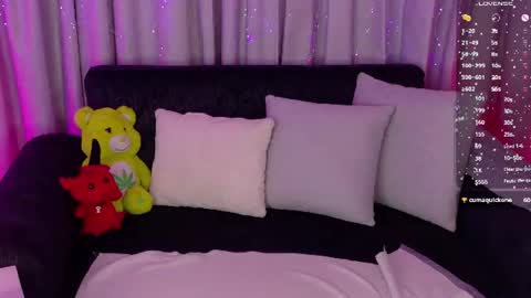 Kendra  online show from August 15, 2:48 am