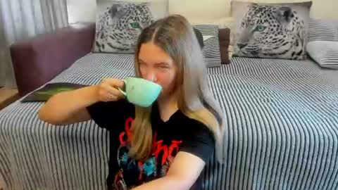 Kendra online show from July 30, 1:02 am