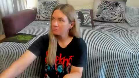 Kendra online show from August 3, 1:56 am