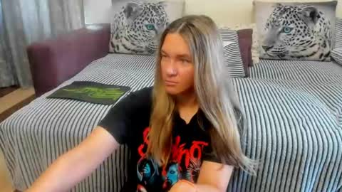 Kendra online show from August 6, 12:53 am