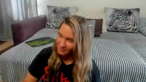 Kendra online show from August 9, 3:18 am