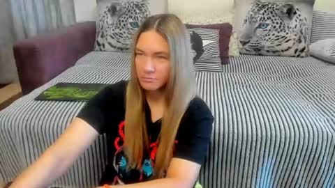 Kendra online show from August 12, 12:13 am