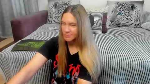 Kendra online show from August 13, 12:02 am