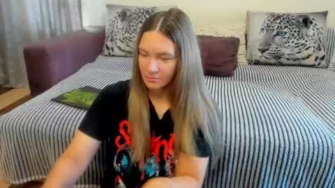 Kendra online show from August 16, 12:47 am