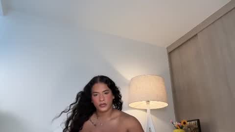 Hi Im kendra- onlyfans. isab2896 online show from August 9, 7:37 pm
