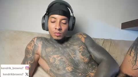kendrick brown online show from August 3, 5:25 am