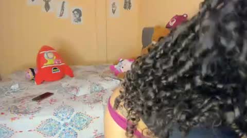 Kenia online show from August 14, 10:46 pm