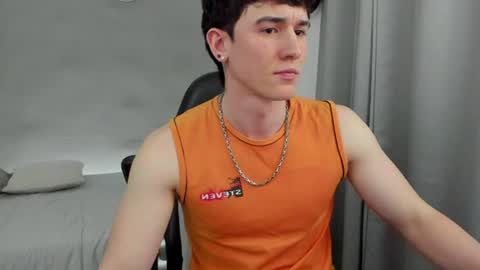 Santiago online show from August 15, 5:44 am