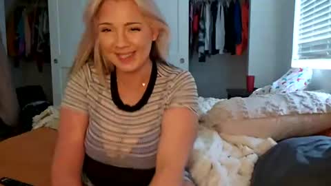 Kenzie online show from July 29, 4:41 am