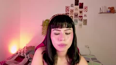 kerabelle online show from August 17, 12:26 am